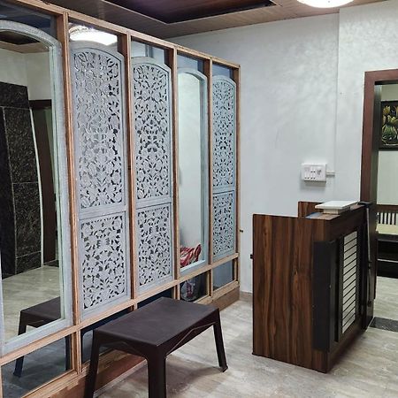Nandi Retreat Homestay Варанаси Екстериор снимка