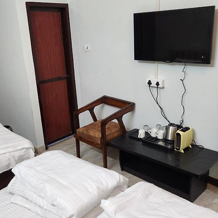 Nandi Retreat Homestay Варанаси Екстериор снимка
