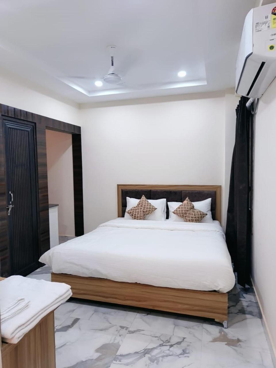 Nandi Retreat Homestay Варанаси Екстериор снимка