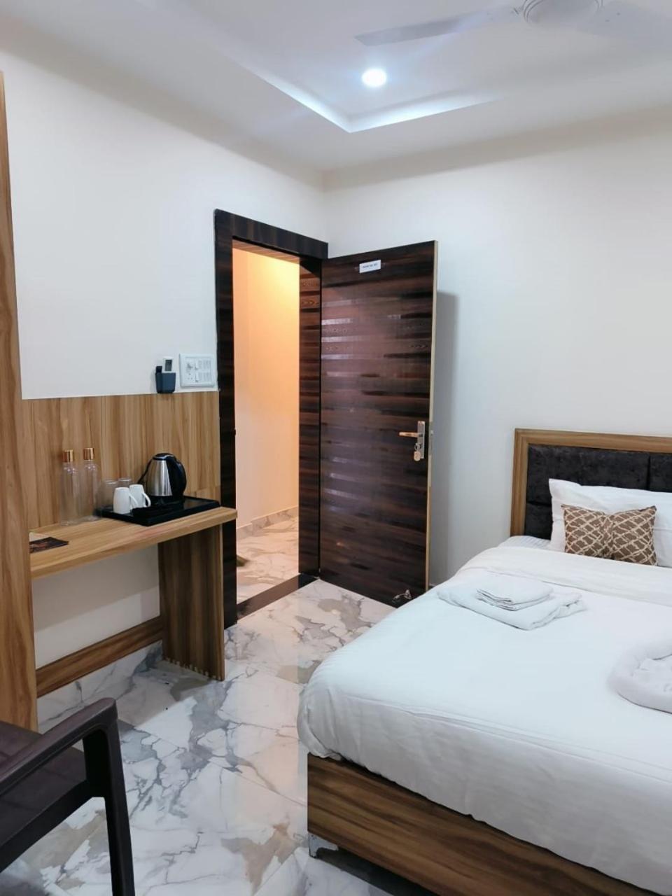 Nandi Retreat Homestay Варанаси Екстериор снимка